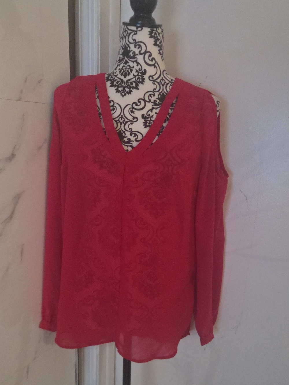 Nicole by Nicole Miller Red Cold-Shoulder V-Neck Blouse